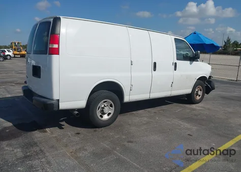 2018 Chevrolet Express 2500 Work Van из США, поврежденный, VIN 1GCWGAFP2J1288602